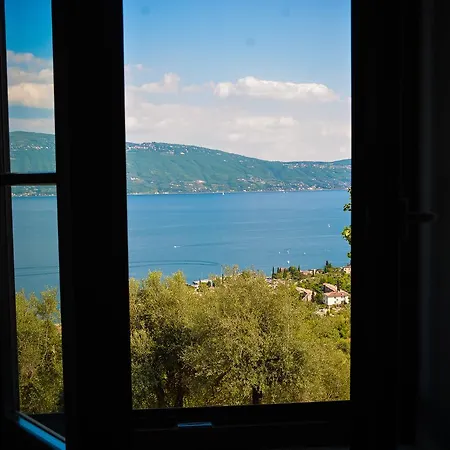 Cascina Varini 4* Gargnano