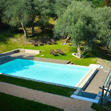 Cascina Varini 4*