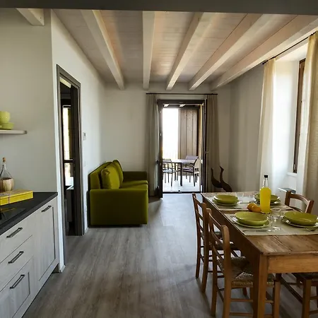Cascina Varini 4* Gargnano