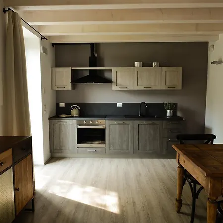 Cascina Varini 4*