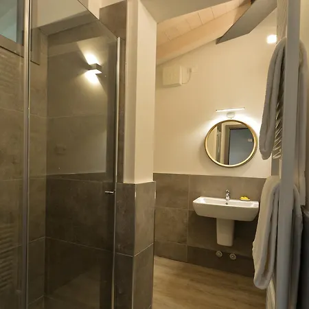 Cascina Varini 4* Gargnano