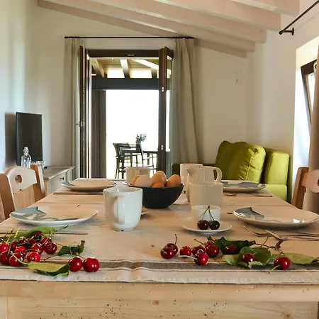 Cascina Varini Aparthotel 4*