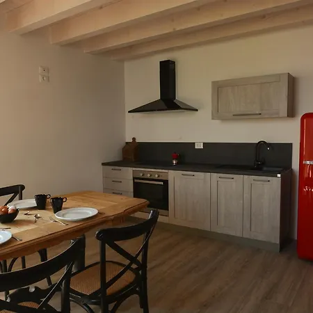 Cascina Varini Aparthotel Gargnano