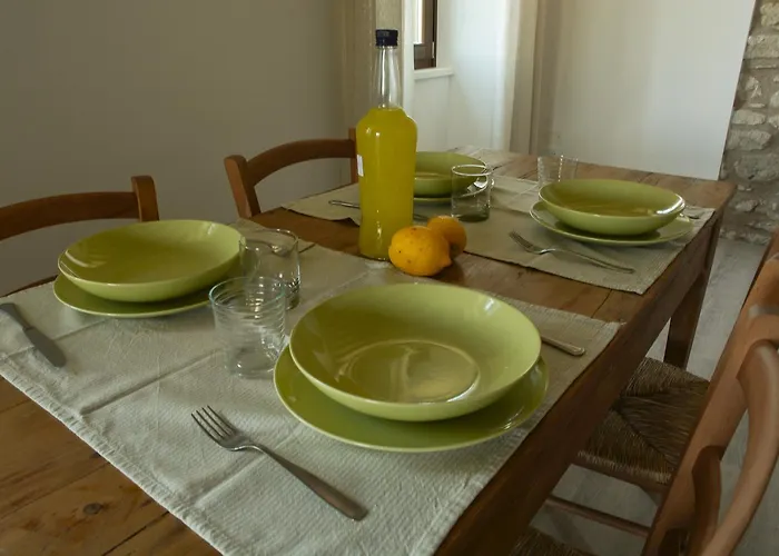Cascina Varini غارنانو