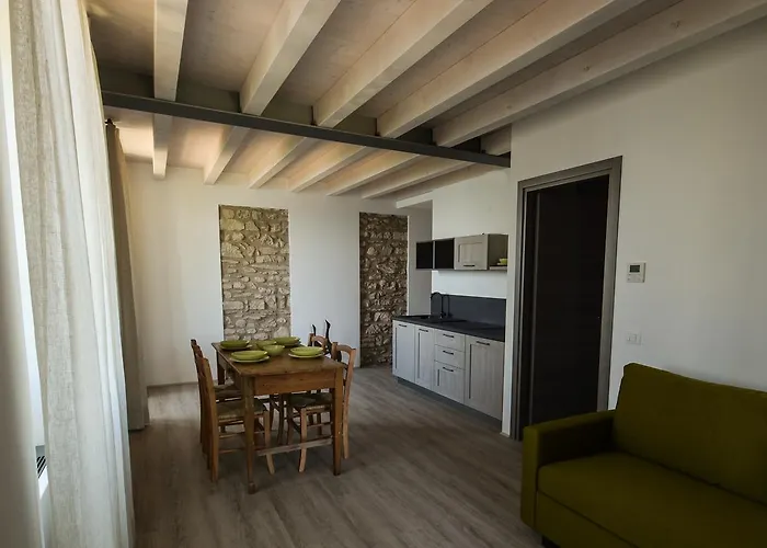 Cascina Varini شقة فندقية 4*