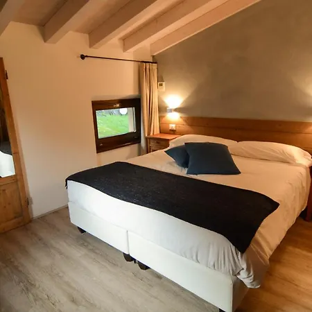 Cascina Varini Aparthotel Gargnano