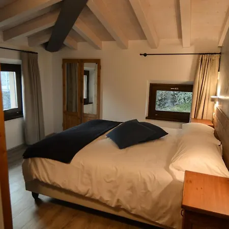 Cascina Varini Aparthotel Gargnano