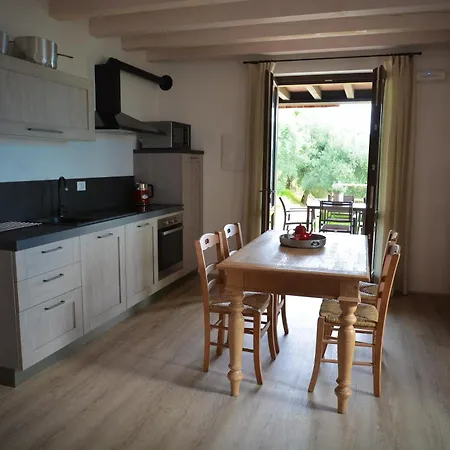 Cascina Varini Aparthotel *